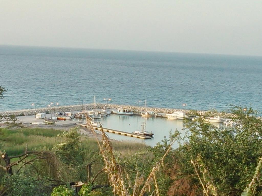 Maria'S Paradise Astrakeri Экстерьер фото